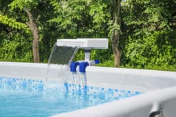 Accessori Piscine e Spa Cascata per piscina con LED Bestway 2