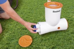 Pompe di filtraggio e Cartucce Pompa filtraggio Skimatic a cartuccia Tipo III da 3.974 L/H Bestway 5