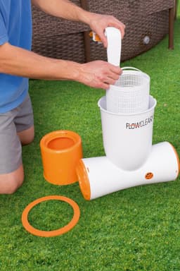 Pompe di filtraggio e Cartucce Pompa filtro Skimatic a cartuccia Tipo III da 2.574 L/H Bestway 3