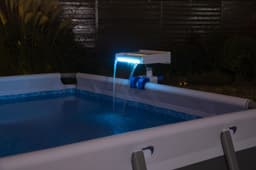 Accessori Piscine e Spa Cascata per piscina con LED Bestway 3