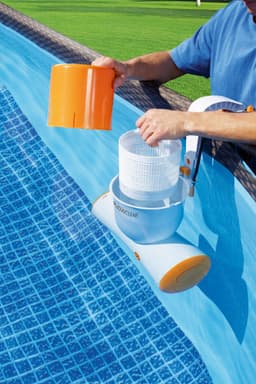 Pompe di filtraggio e Cartucce Pompa filtro Skimatic a cartuccia Tipo III da 2.574 L/H Bestway 4