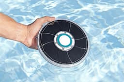 Accessori Piscine e Spa Fontana solare con illuminazione LED Bestway 7