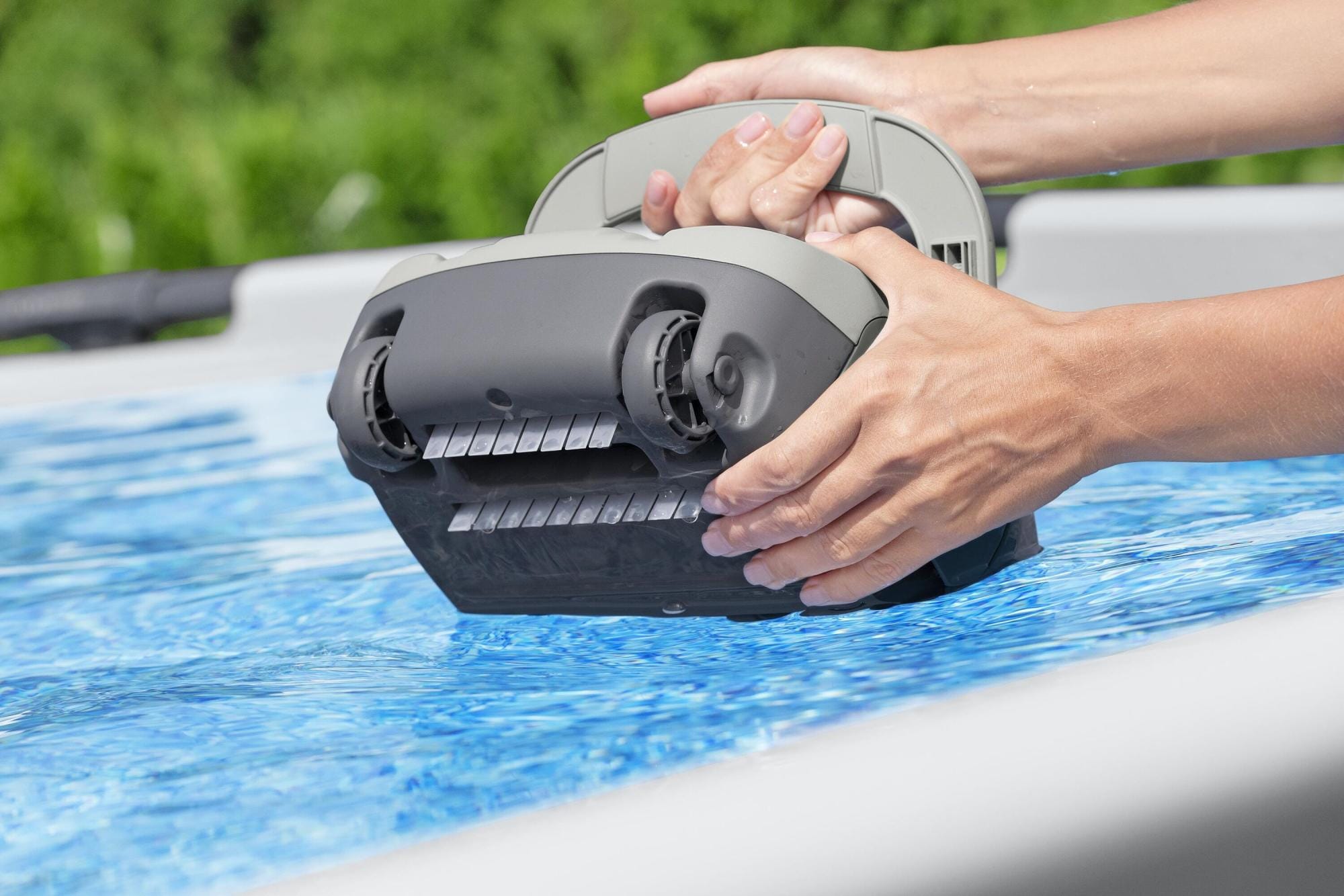 Accessori Piscine e Spa Robot pulitore AquaTronix G100 per piscina Bestway 1