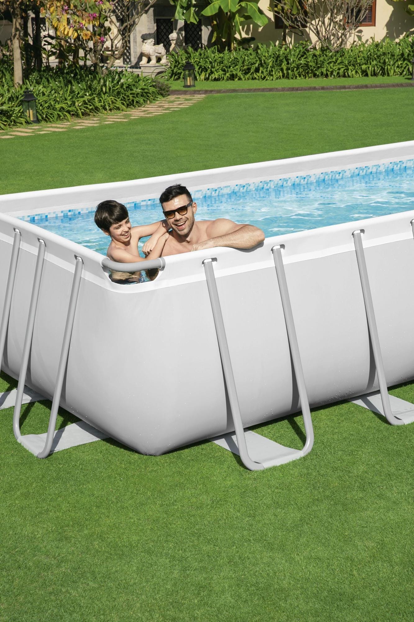 Piscine fuori terra Set piscina grigio chiaro da 549x274x122 cm Bestway 1